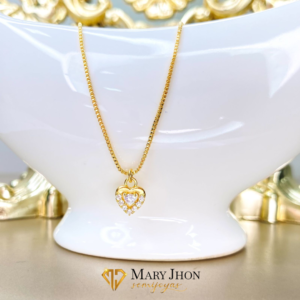 Cadena Corazón en Zirconias