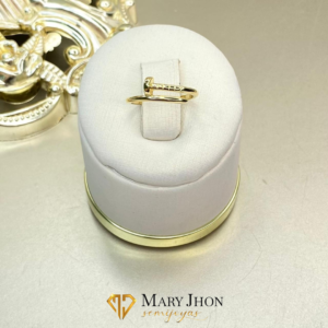 Anillo Clavo